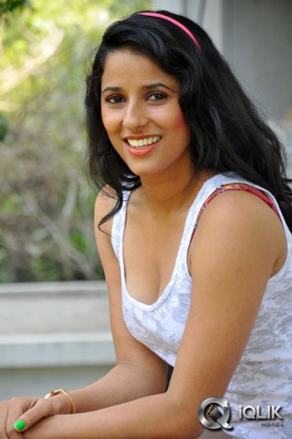 Shravya-Reddy